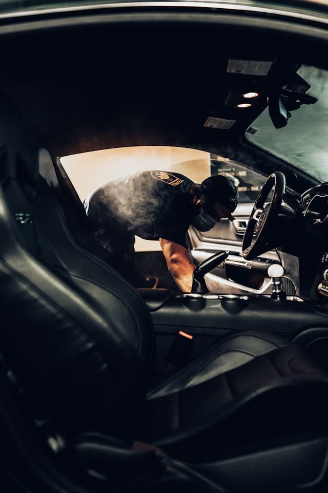 Dubinsko čišćenje — WOX autopraonica Zagreb